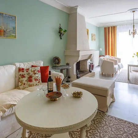 Villa De La Cloche By