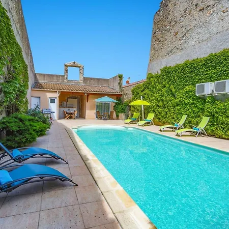 Villa De La Cloche By Pouzolles