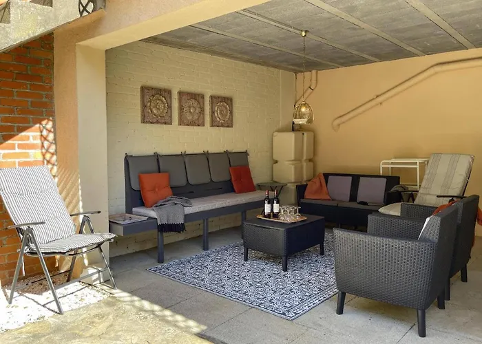 De La Cloche By Villa Pouzolles